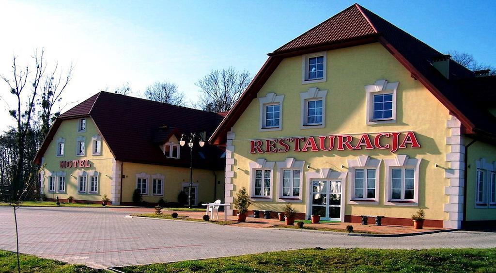 Willa Park Ostrowiec Swietokrzyski Exterior photo